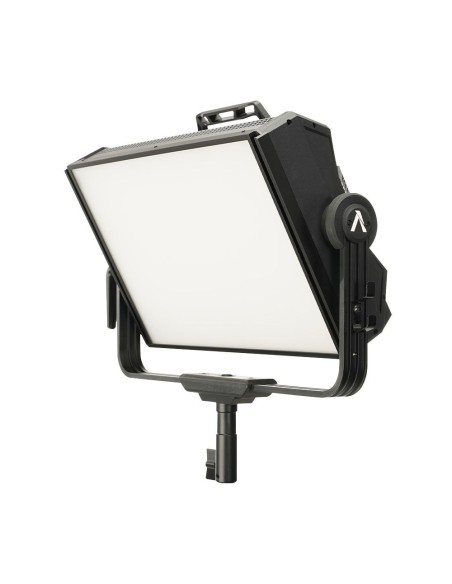 Aputure NOVA P300c RGBWW LED Panel with Rolling Case Kit Aputure NOVA P300c RGBWW LED Panel with Rolling Case Kit