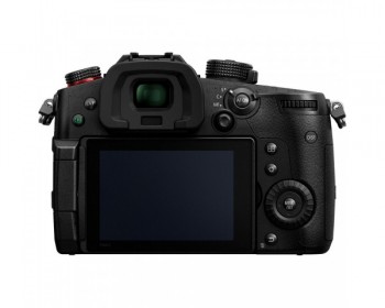 Panasonic Lumix DC-GH5 Mark II 20.3MP Mirrorless Camera - Solo Corpo