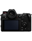 Panasonic Lumix S1 Mirrorless Camera (Solo Corpo)