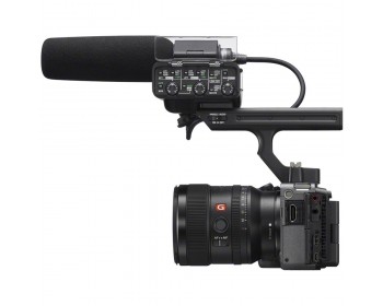 Sony FX30 Digital Cinema Camera con XLR Handle