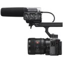 Sony FX30 Digital Cinema Camera con XLR Handle Sony FX30 Digital Cinema Camera con XLR Handle