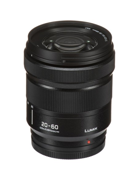 Panasonic Lumix S5 II con obiettivo 20-60mm f/3.5-5.6 Panasonic Lumix S5 II con obiettivo 20-60mm f/3.5-5.6