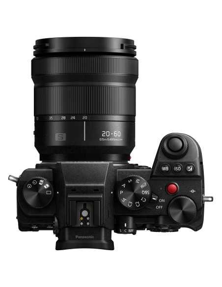 Panasonic Lumix S5 + 20-60mm f/3.5-5.6