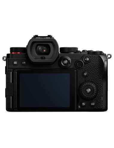 Panasonic Lumix S5 + 20-60mm f/3.5-5.6