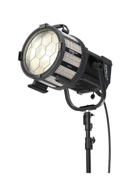 Nanlux FL-35E Lente Fresnel motorizzata da 15-46°