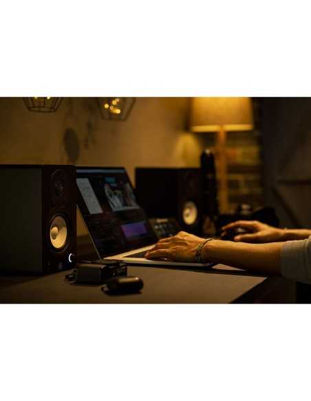 Yamaha HS4 Active 4.5" 2-Way Studio Monitors (Black)