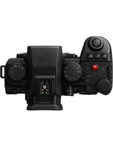 Panasonic Lumix S5 IIX + 20-60mm F3.5-5.6 OIS