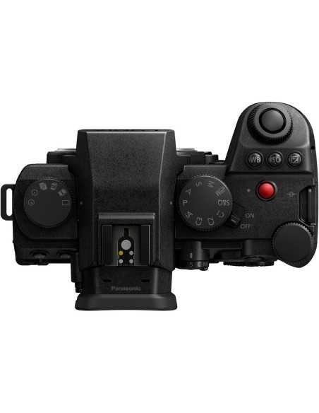 Panasonic Lumix S5 IIX + 20-60mm F3.5-5.6 OIS