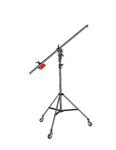 Manfrotto Giraffa ligth boom 35 con stativo Cine nero